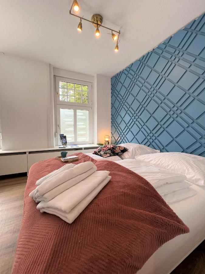 Zentrales Apartment Am Hafen Inklusive Netflix! Emden Bagian luar foto